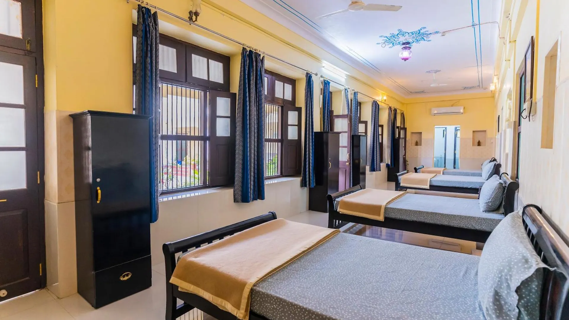 *** Bed & Breakfast Kalyan Villa Homestay Udaipur India